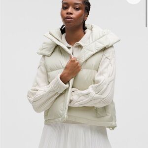 Lululemon Wunder Puff Cropped Vest Bone Size 6